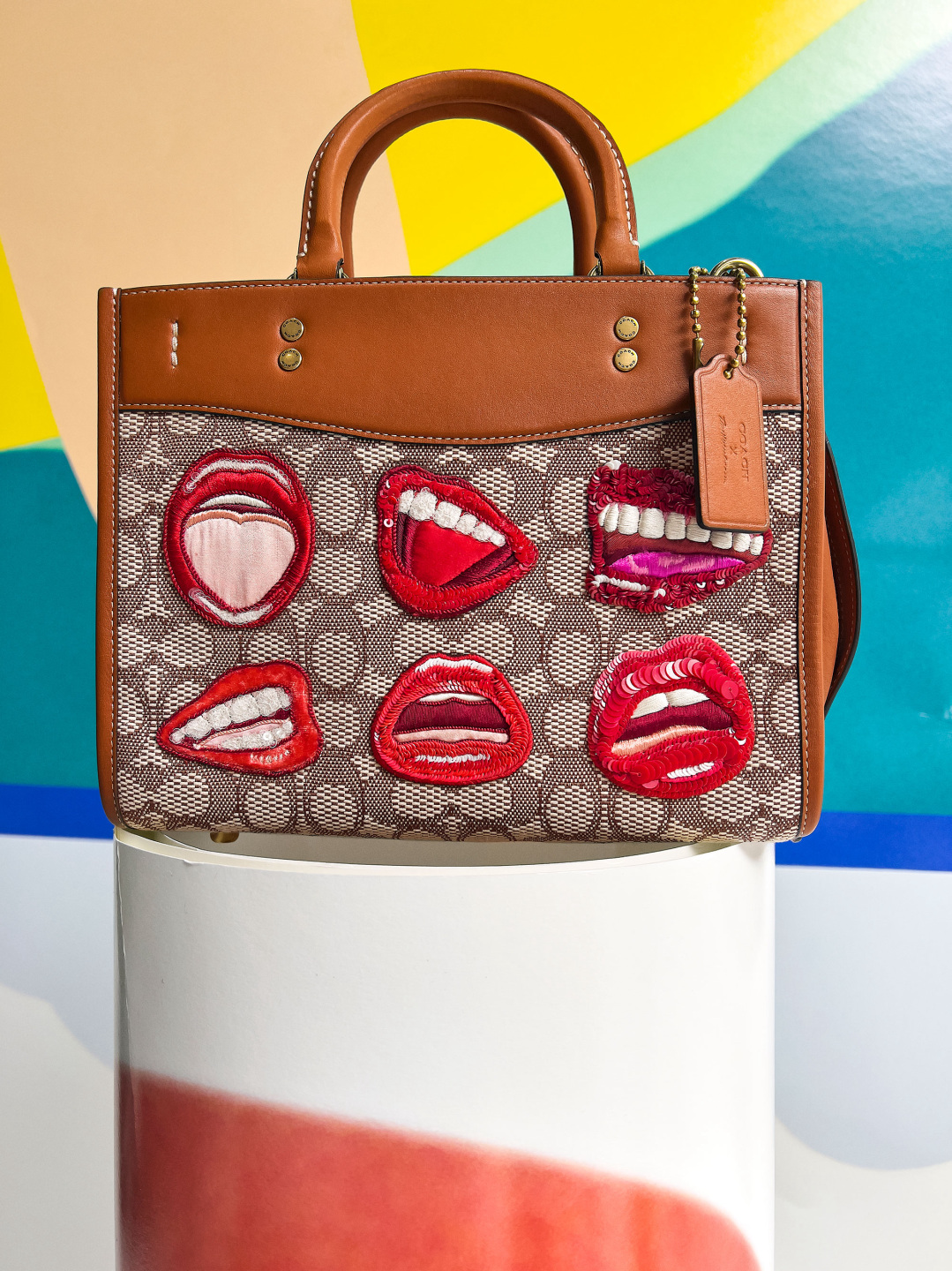 bag with lips