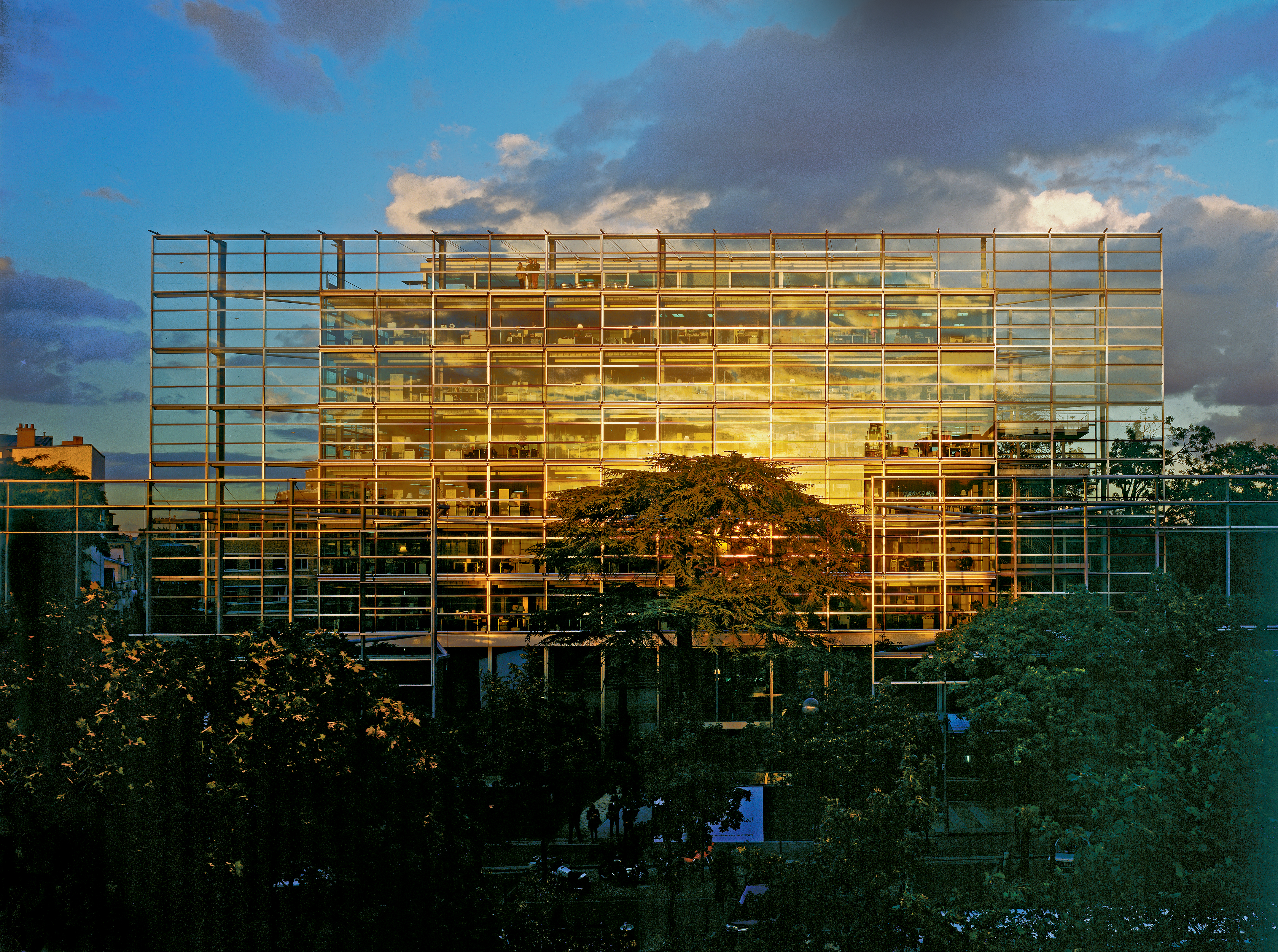 Jean Nouvel’s Fondation Cartier, Paris, 1994.