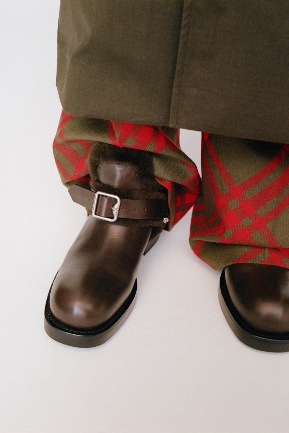 burberry-fashion-daniel-lee