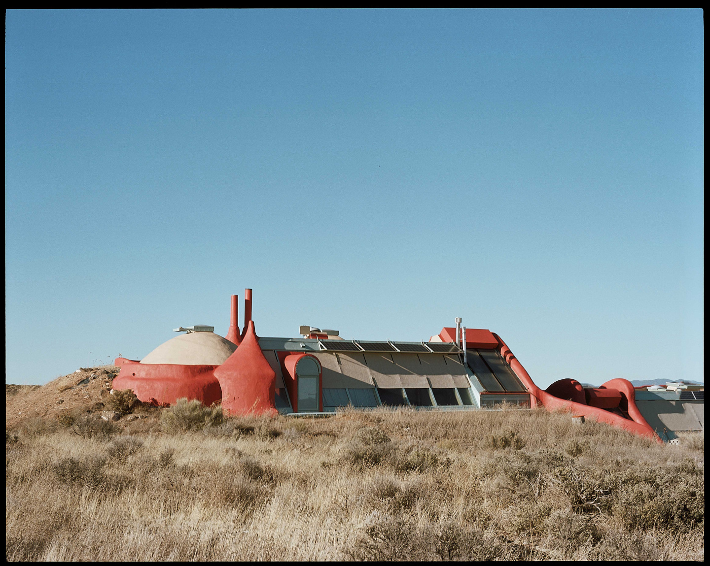 earthships-architecture-sustainability-image