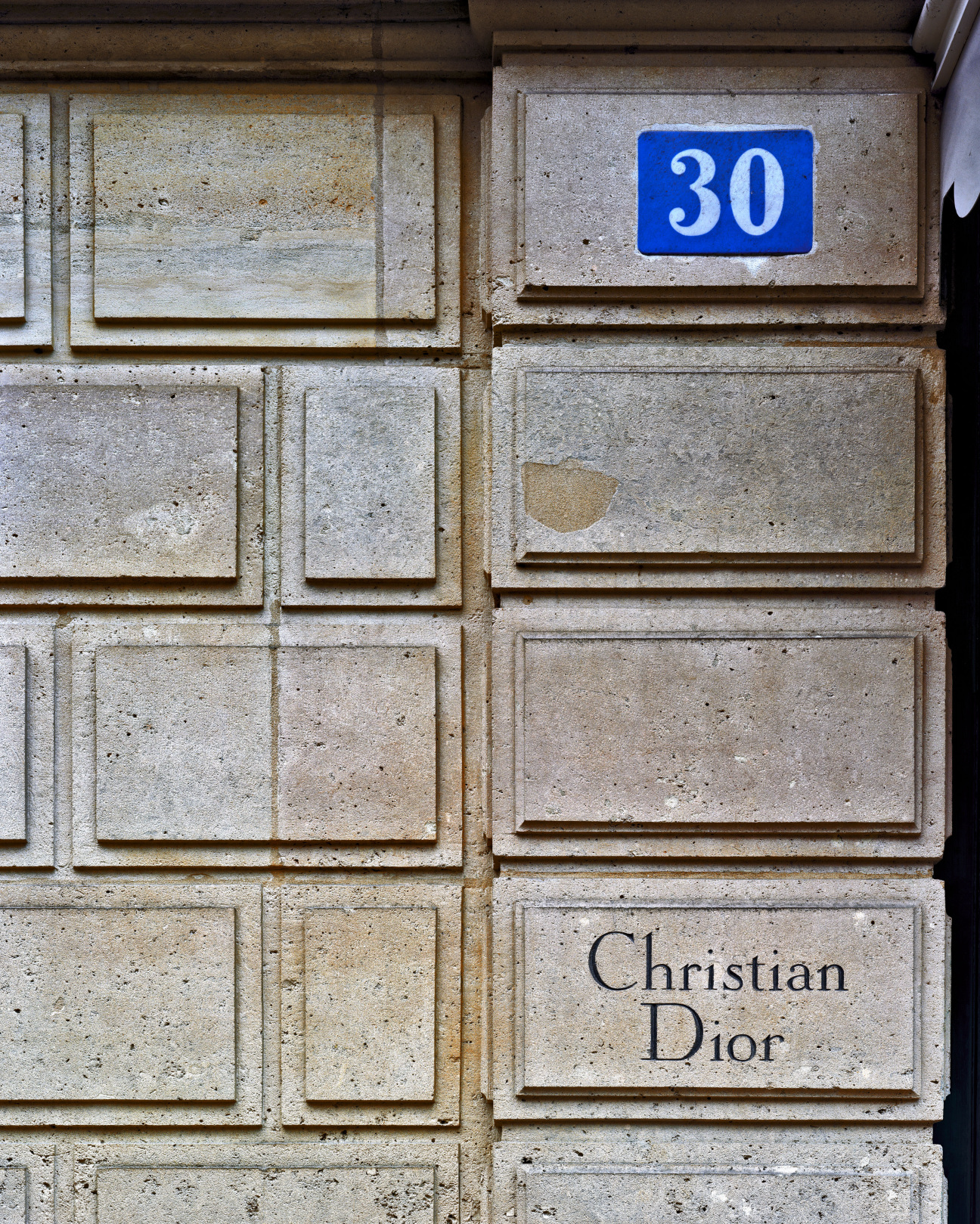 address plaque in paris