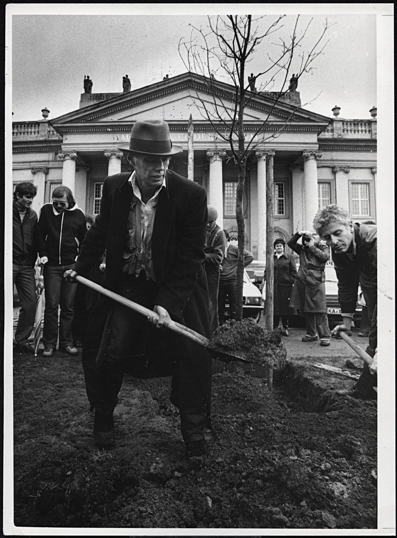 Joseph-Beuys-artist