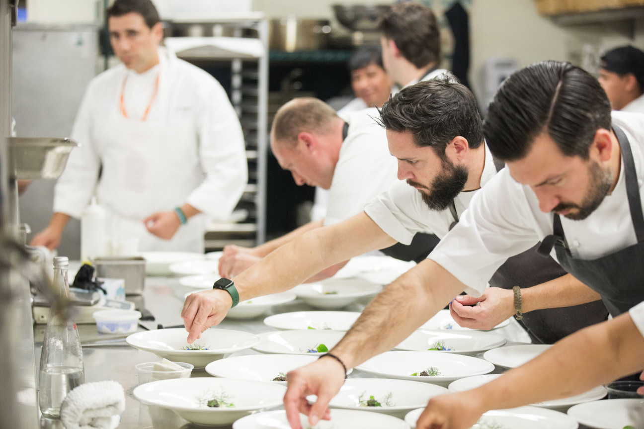 cooking-plating-kitchen