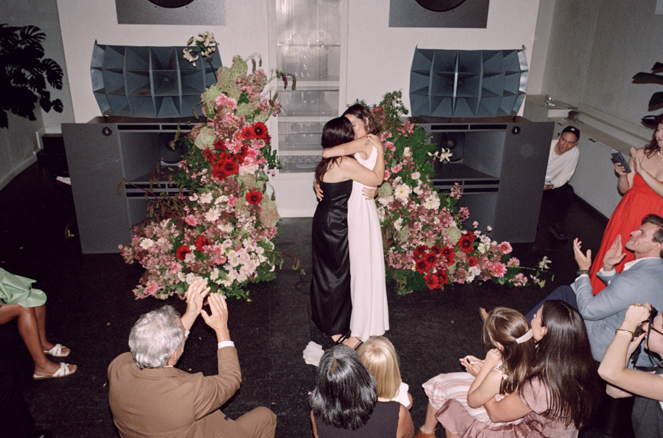 abbi-jacobson-jodi-balfour-wedding