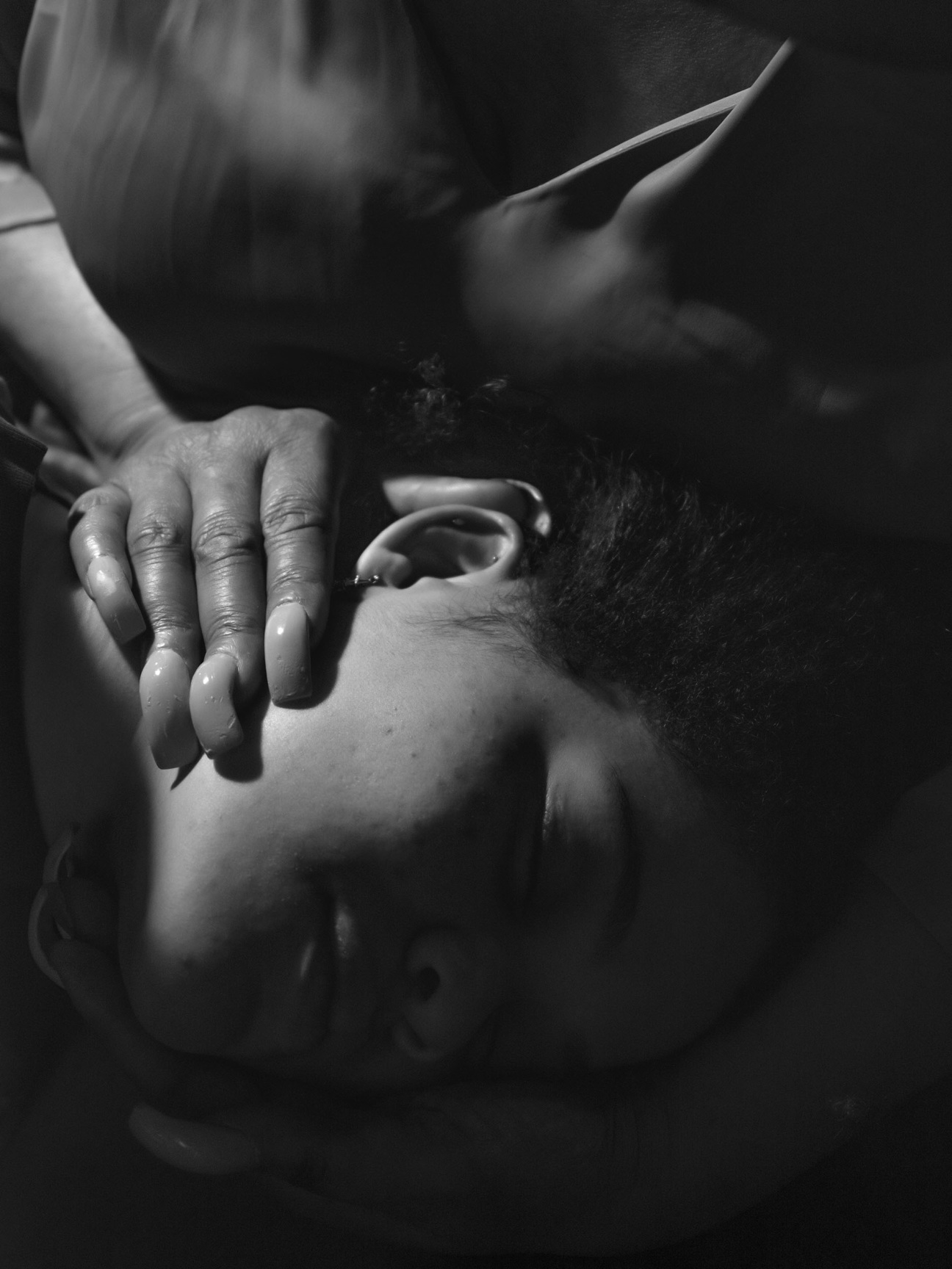 arielle-weenonia-gray-photography