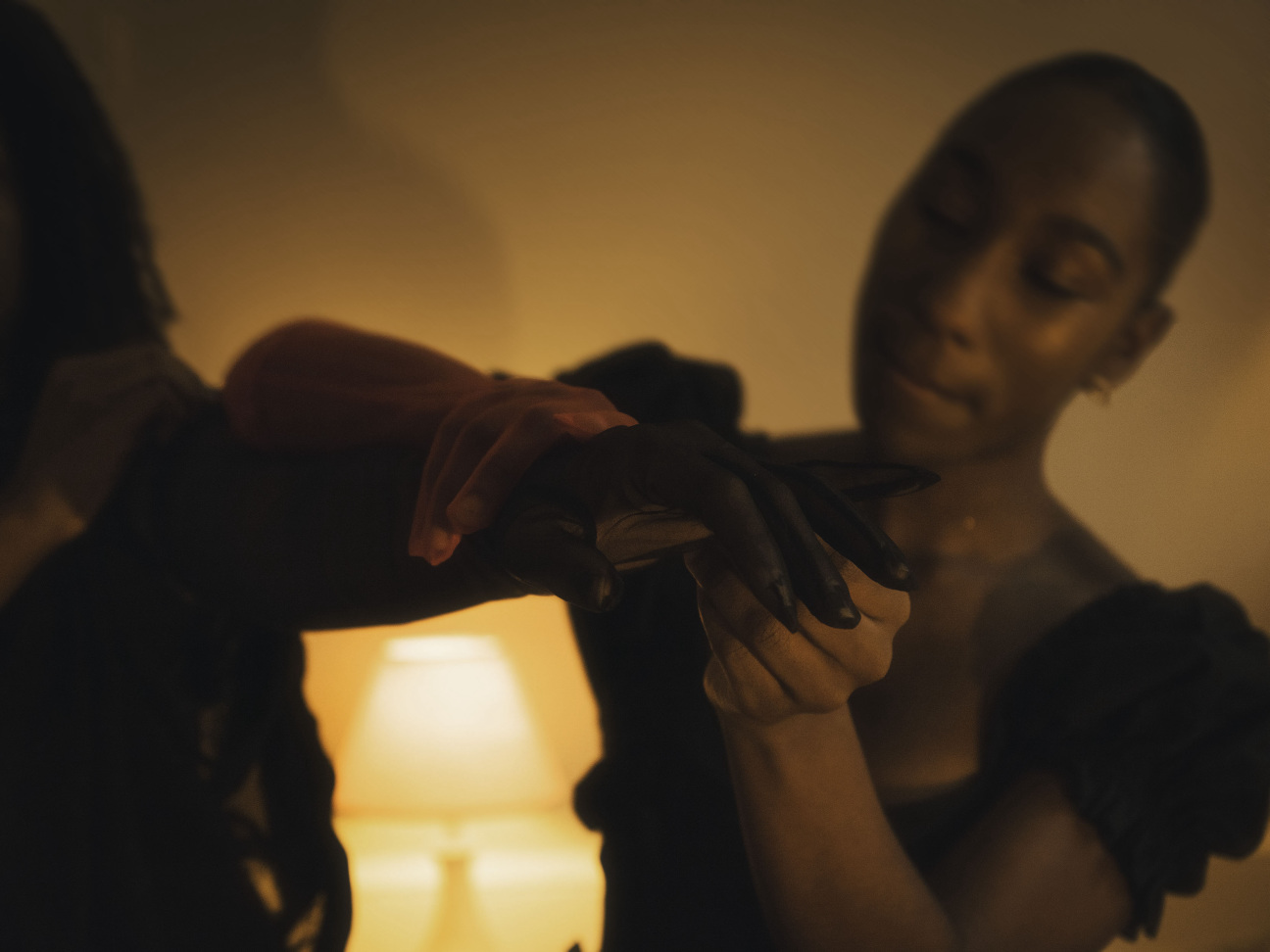 arielle-weenonia-gray-photography