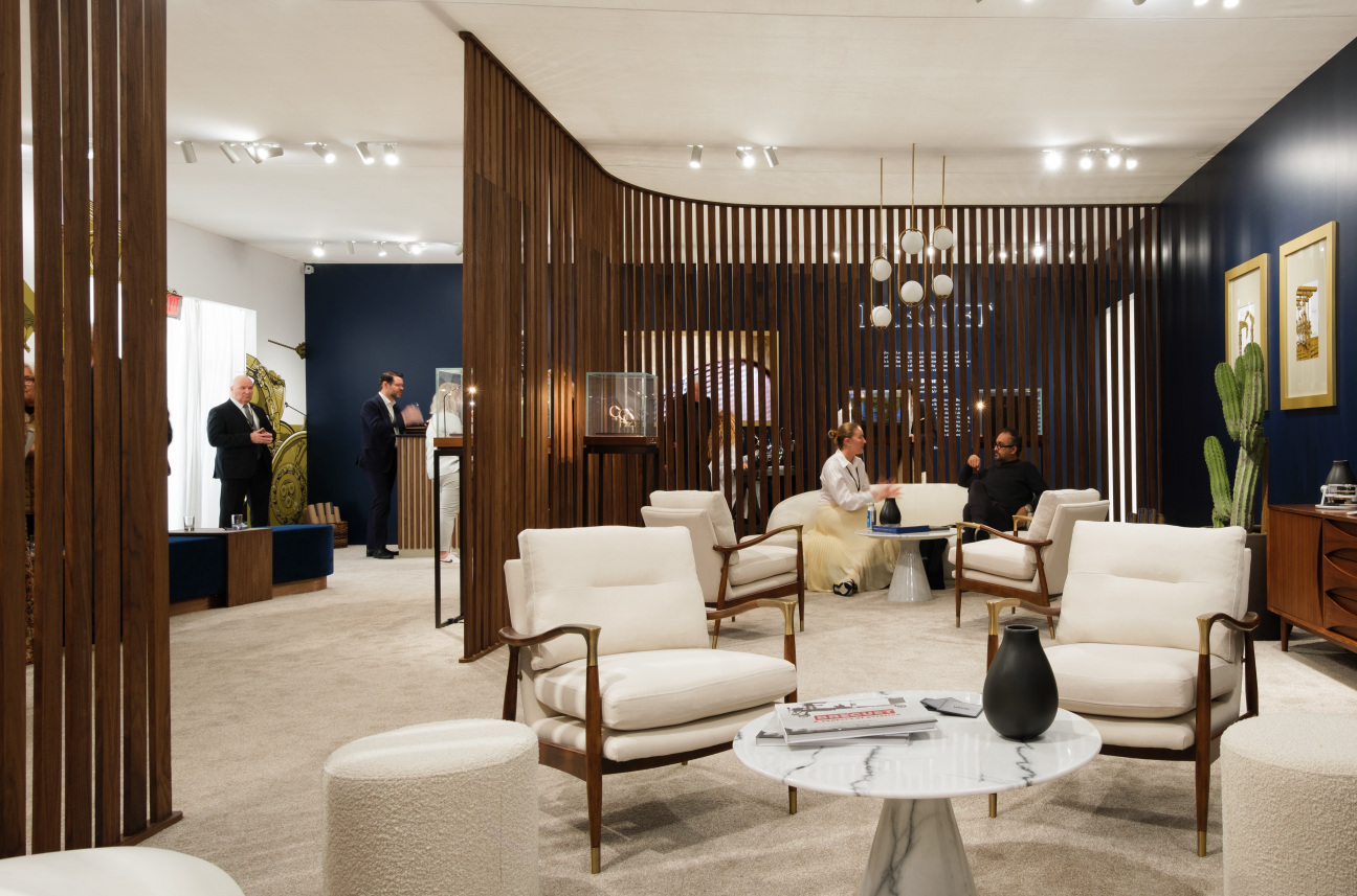 Breguet-Frieze-Arturo-and-Lauren