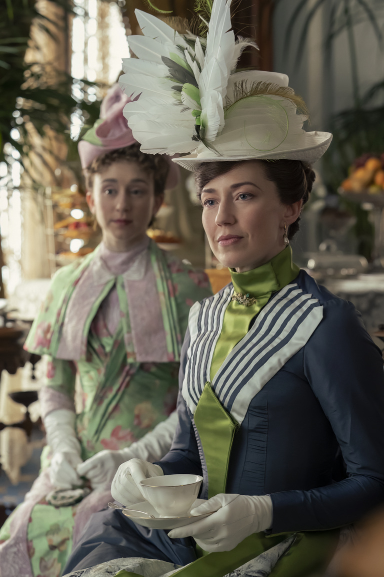 carrie-coon-guilded-scene