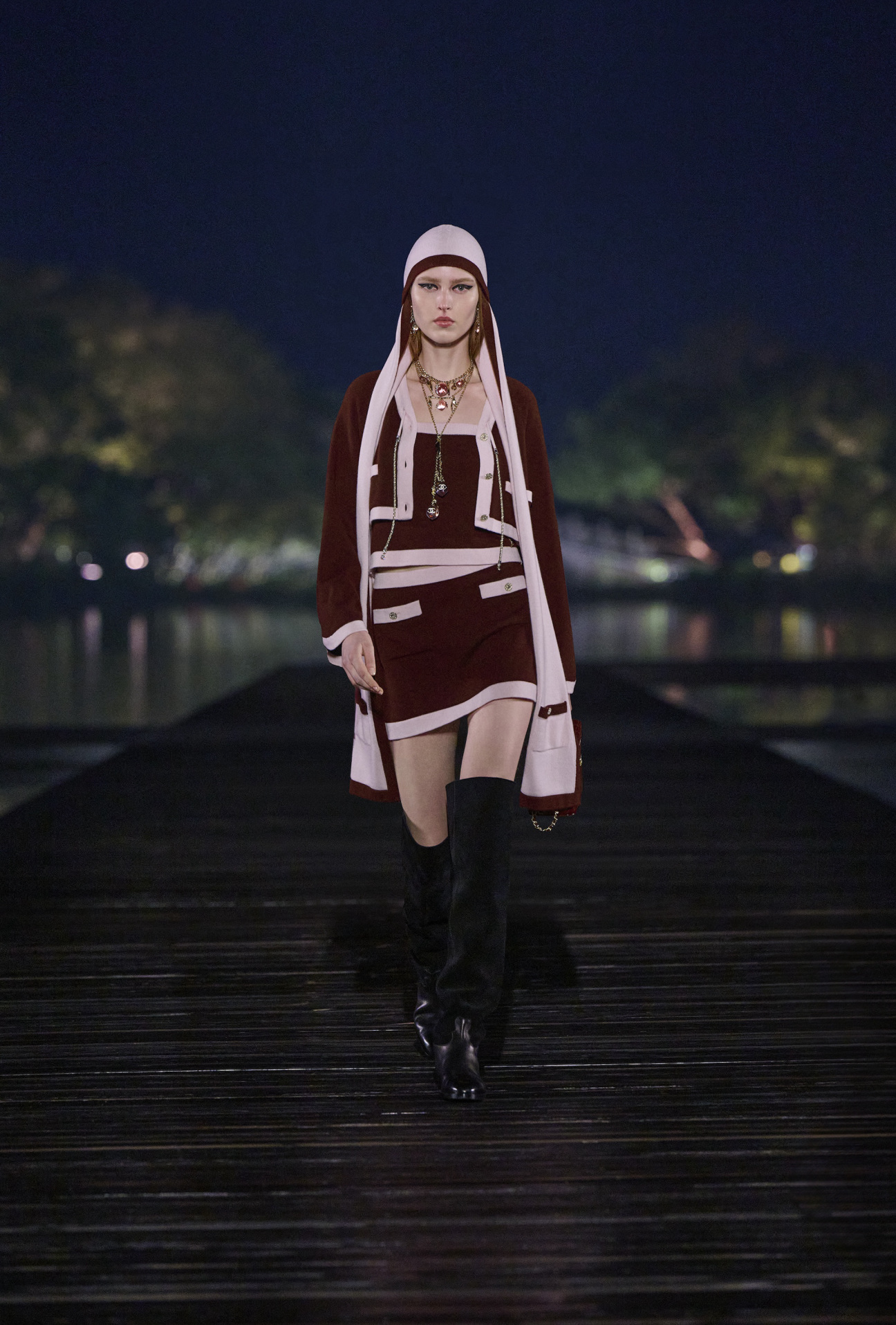 chanel-métiers-d’art-show-hangzhou-china-fashion