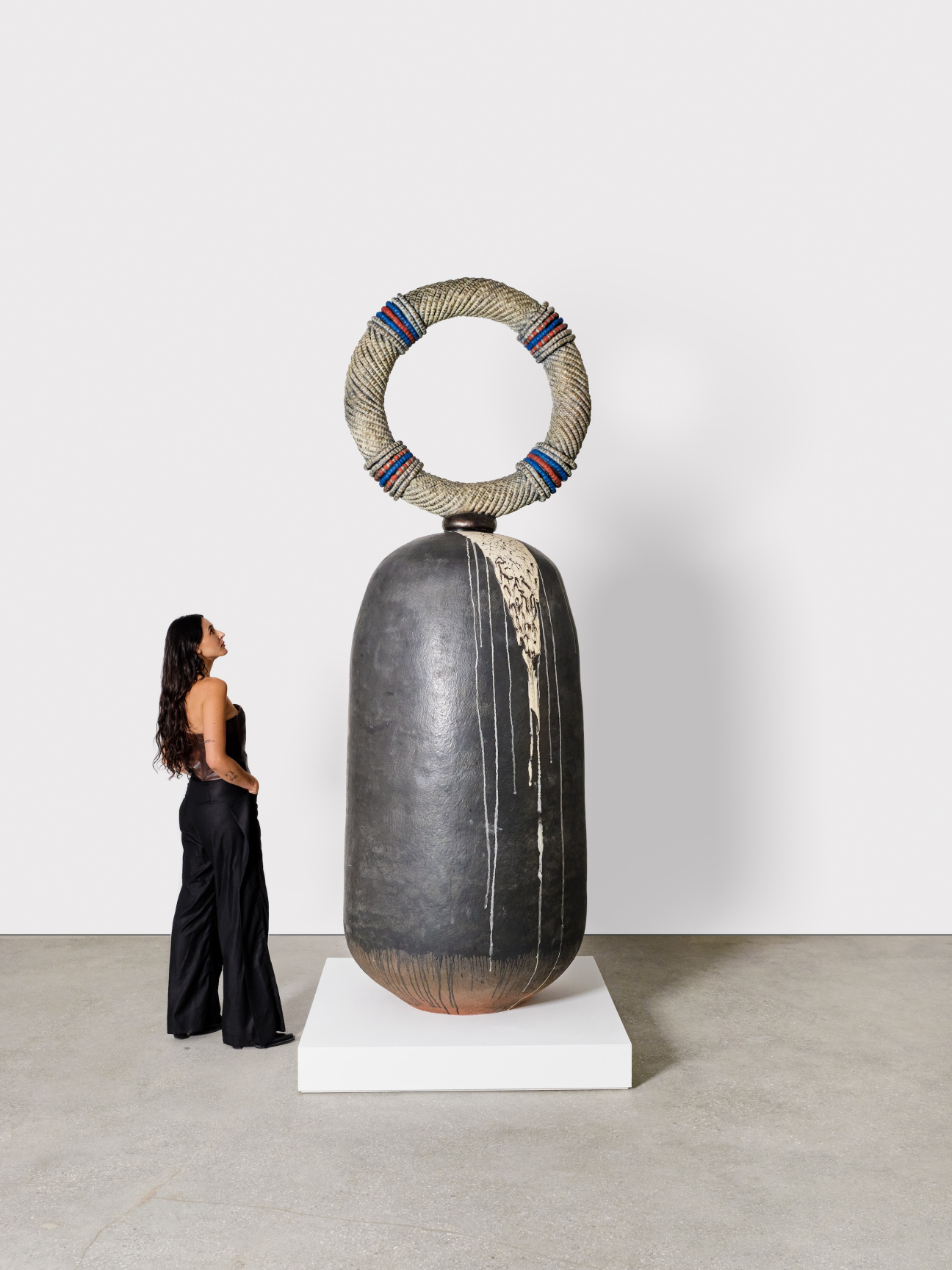 Zizipho-Poswa-large-sculpture