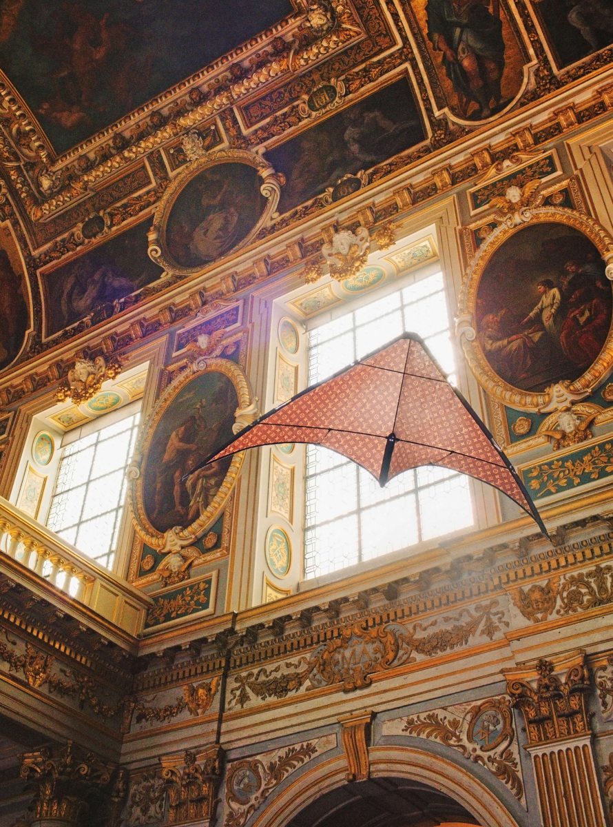 kite flying in room