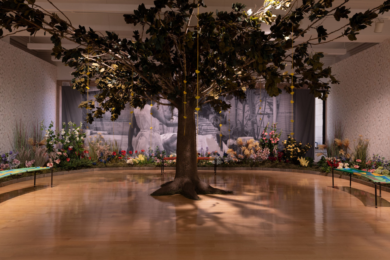 chicago-cultural-center-exhibition