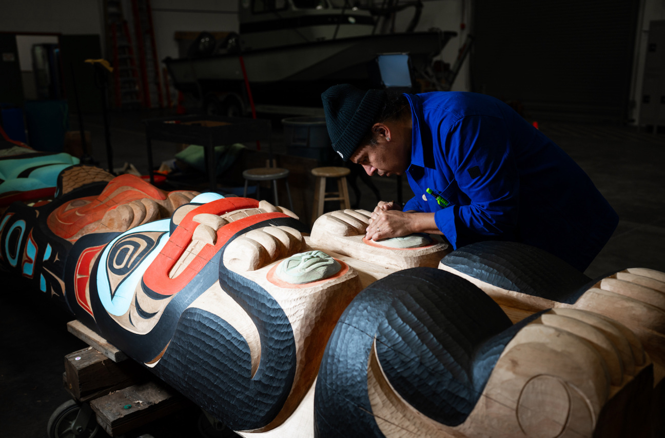 nicholas-galanin-totem-pole