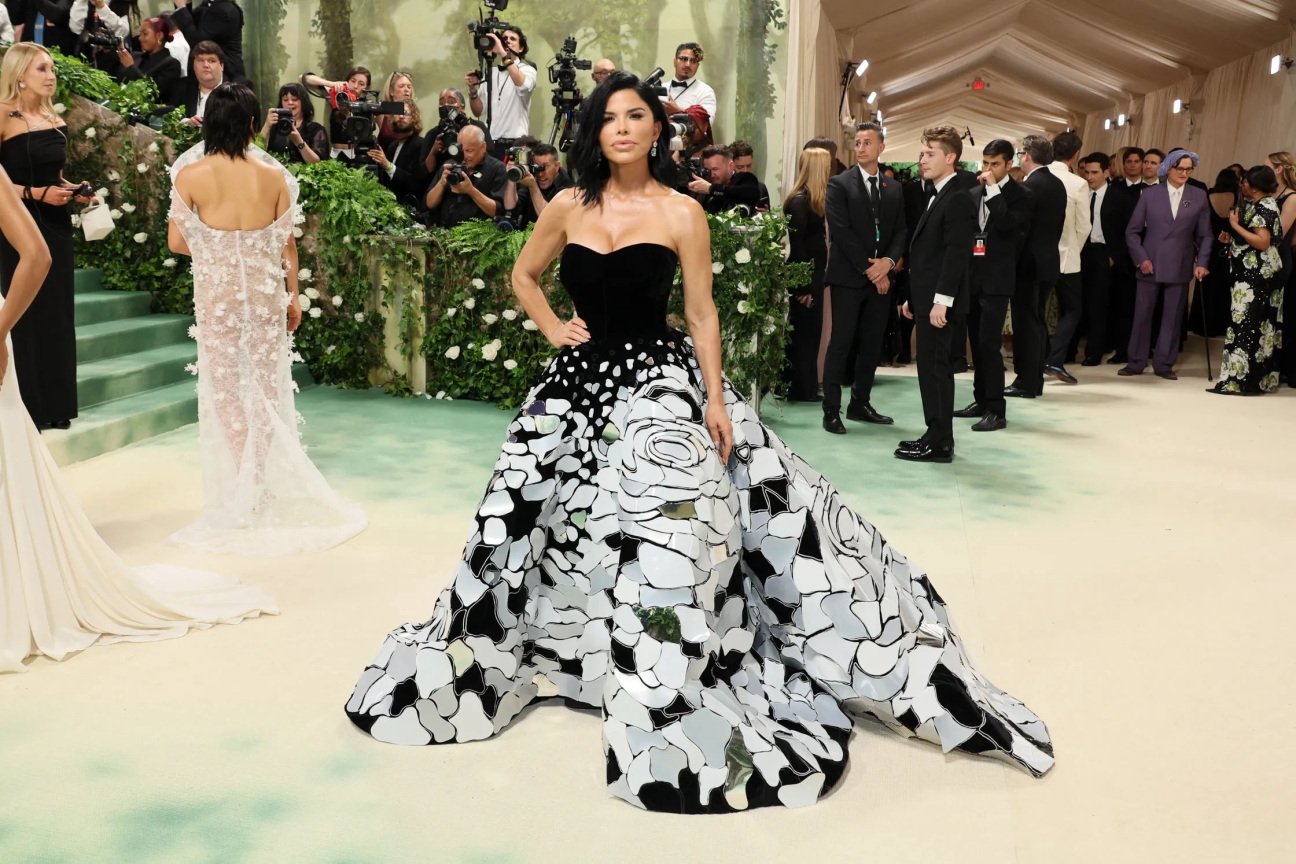 met-gala-outfit