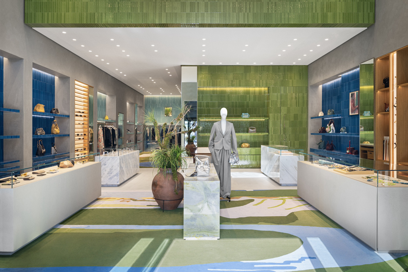Loewe-palm-beach-storefront