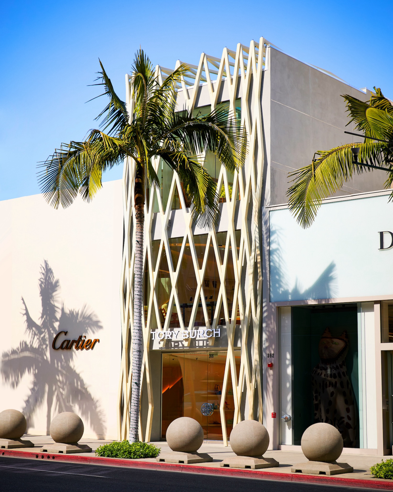 Rodeo-Drive-Tory-Burch-Exterior