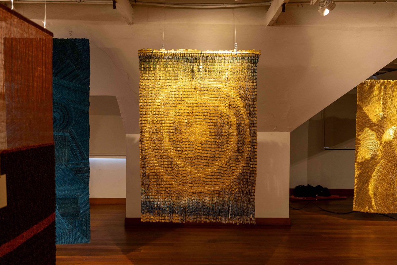 Artist-Olga-de-Amaral-De´cimo-X
