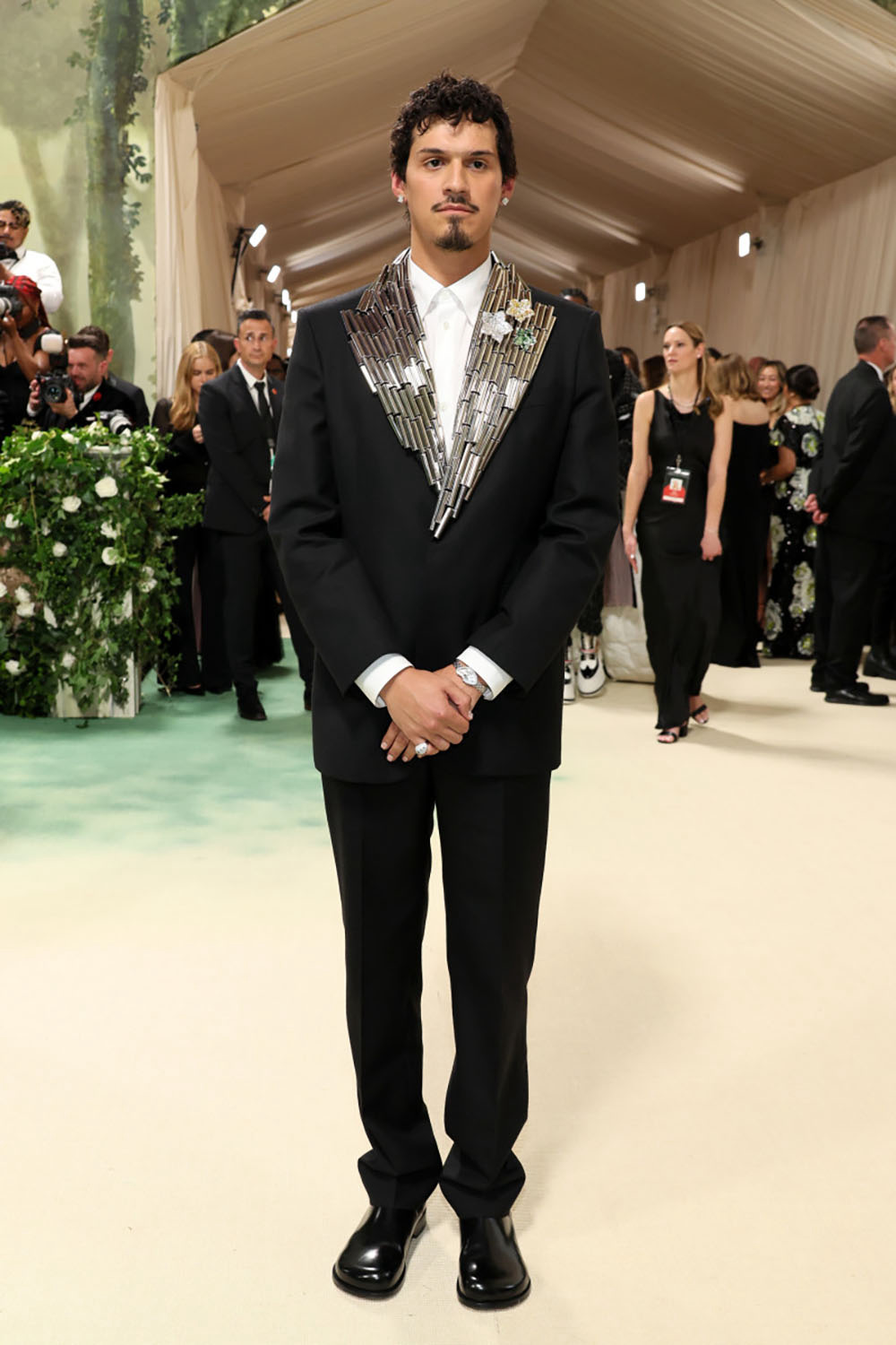met-gala-outfit