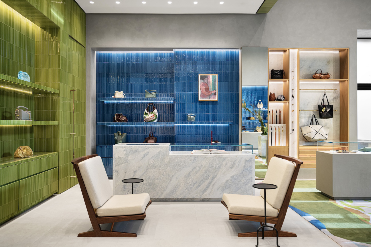 Loewe-palm-beach-storefront