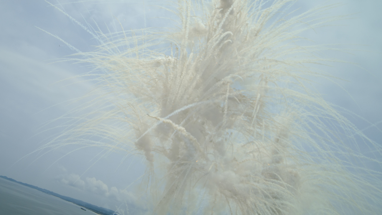 Saint-Laurent-Cai-Guo-Qiang-art-fireworks