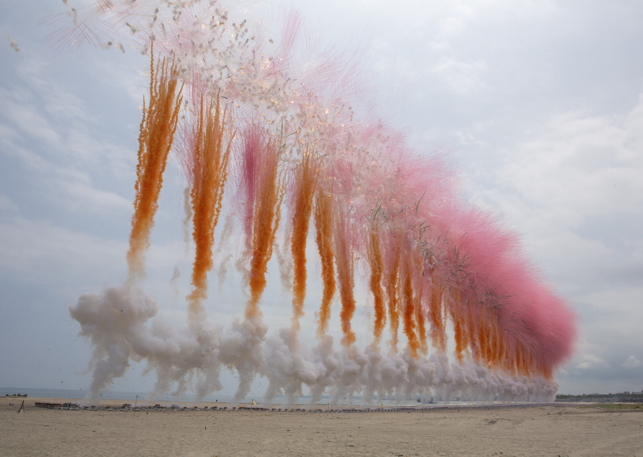 Saint-Laurent-Cai-Guo-Qiang-art-fireworks