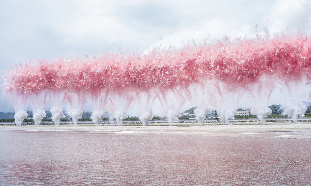 Saint-Laurent-Cai-Guo-Qiang-art-fireworks