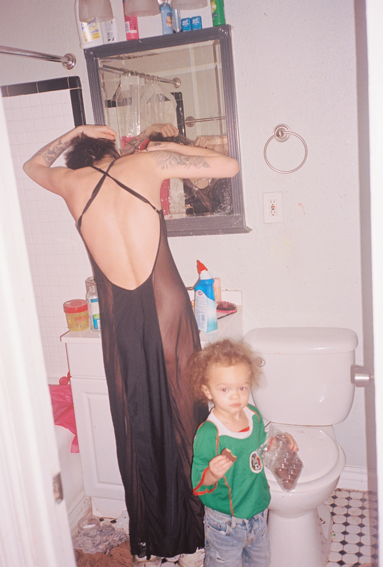 Sierra Kiss-model-twins-Yeezy-fashion