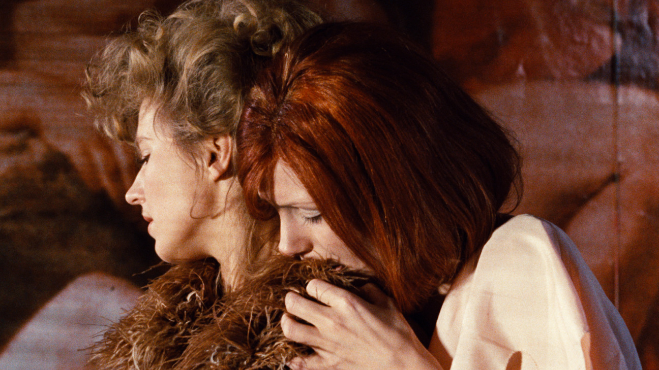 the-bitter-tears-of-petra-von-kant-movie-still