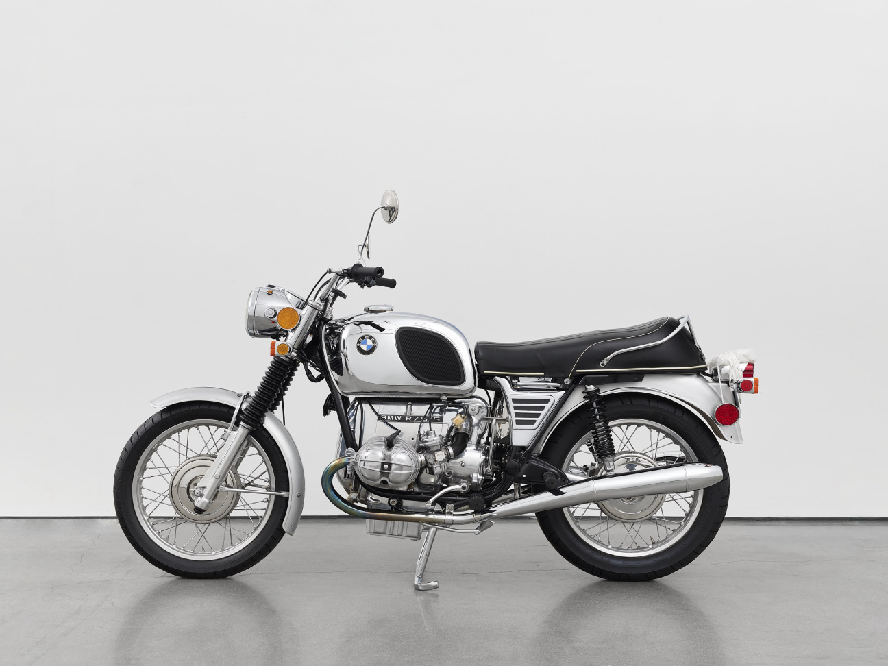 tiona-nekkia-mcclodden-the-lover-motorcycle-white-cube