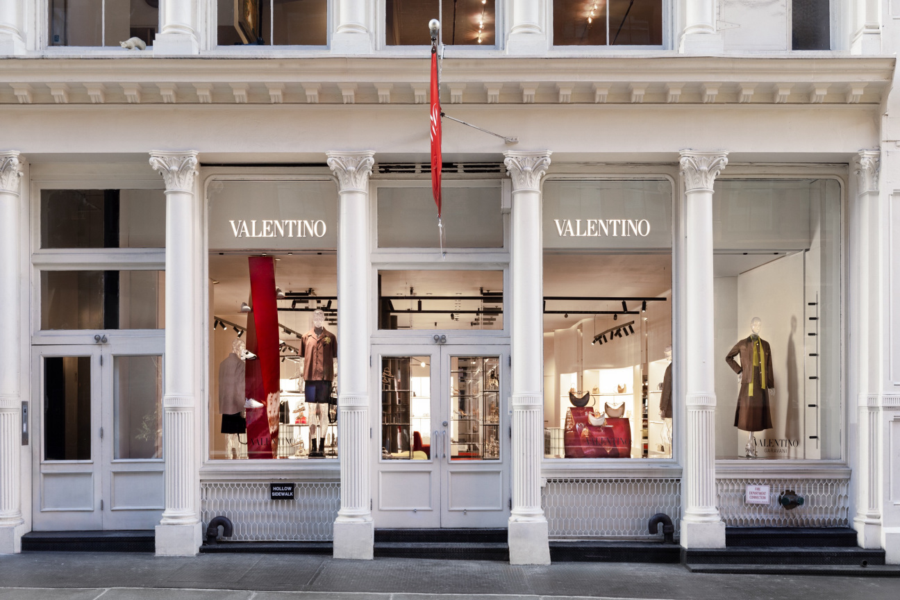 valentino-storefront