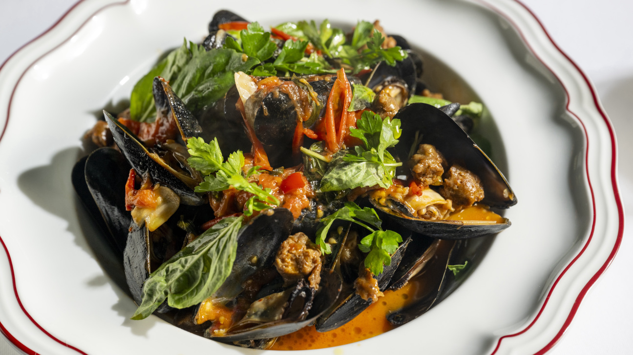 zuppa-di-mussels-carbone-vino-restaurant-food-miami