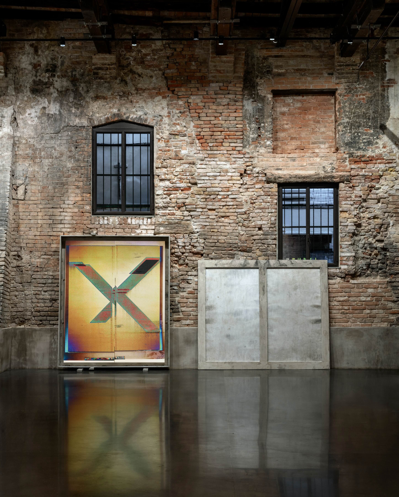 wade-guyton-ama-venice