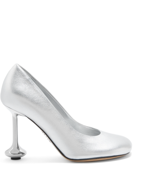 Toy pump in laminated lambskin