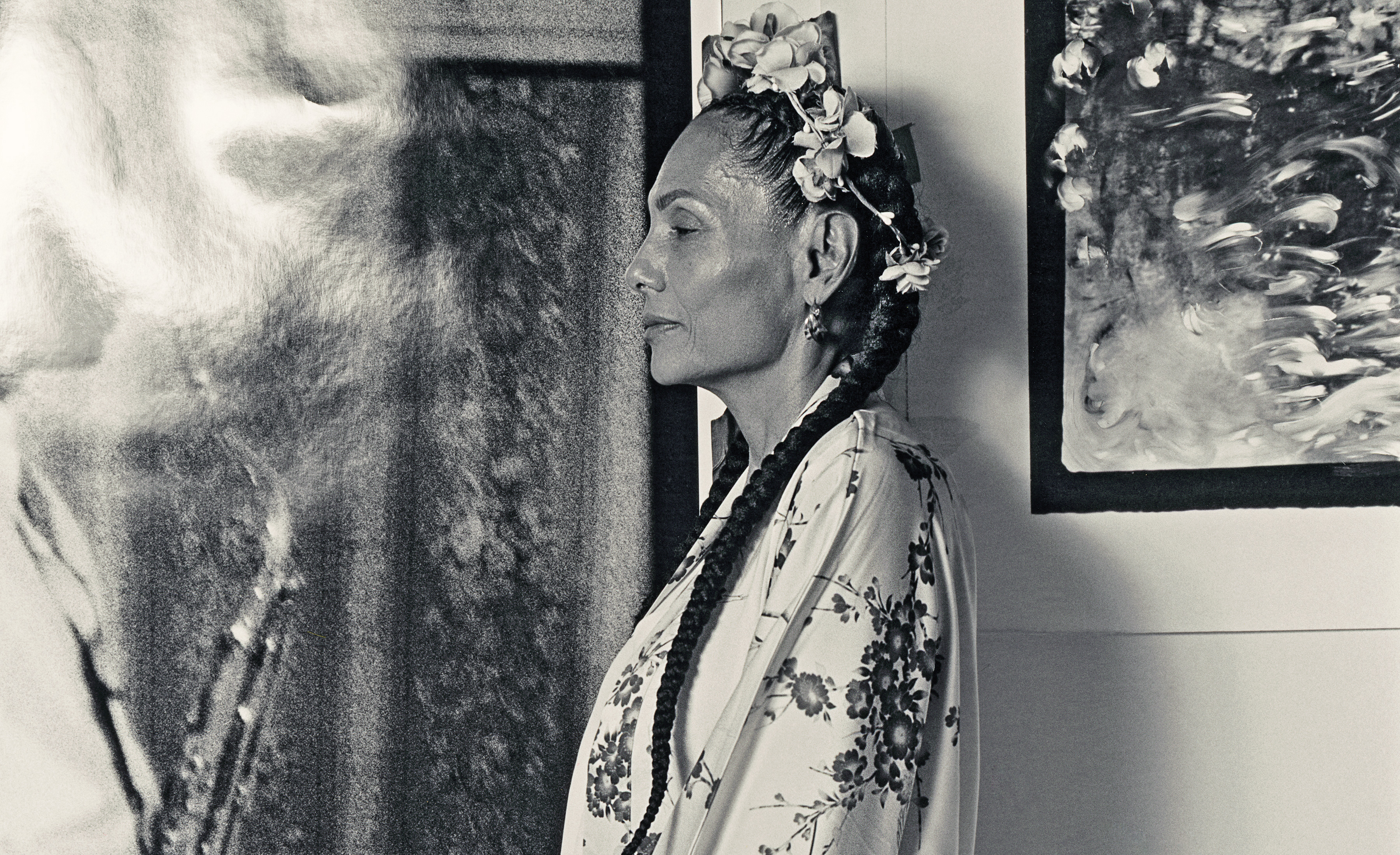 Ming Smith, known for the ethereal quality of her photographs created through complex processes, has depicted important  figures of black culture since the ’70s. Portrait by Katsu Naito. 