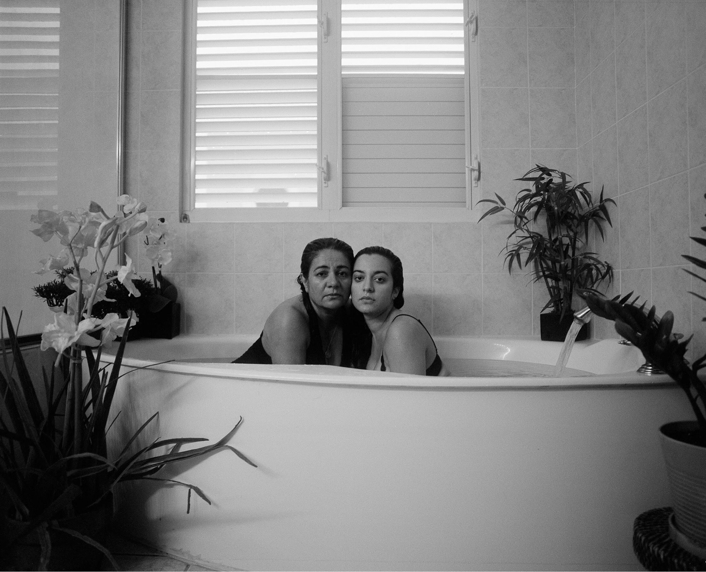 María José, Paola y Nereida (2014). On view at La Mama Galleria through March 16.