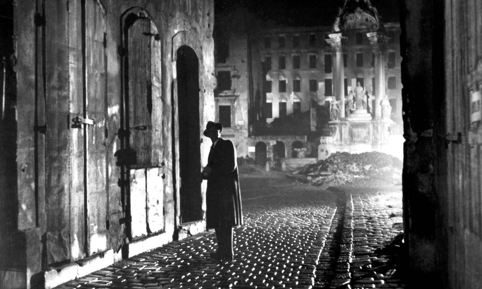 Stills from The Third Man (1949).