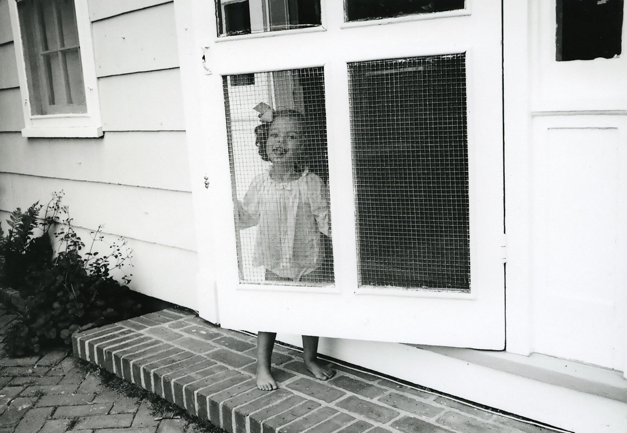 Pamela Hanson’s Lara, 2008. Gelatin silver print, 16 x 20 in. (40.6 x 50.8 cm). Donating to Harlem Children’s Zone. Courtesy of the artist. 